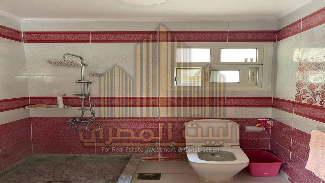 شقة فاخرة بمساحة واسعة - B7-82