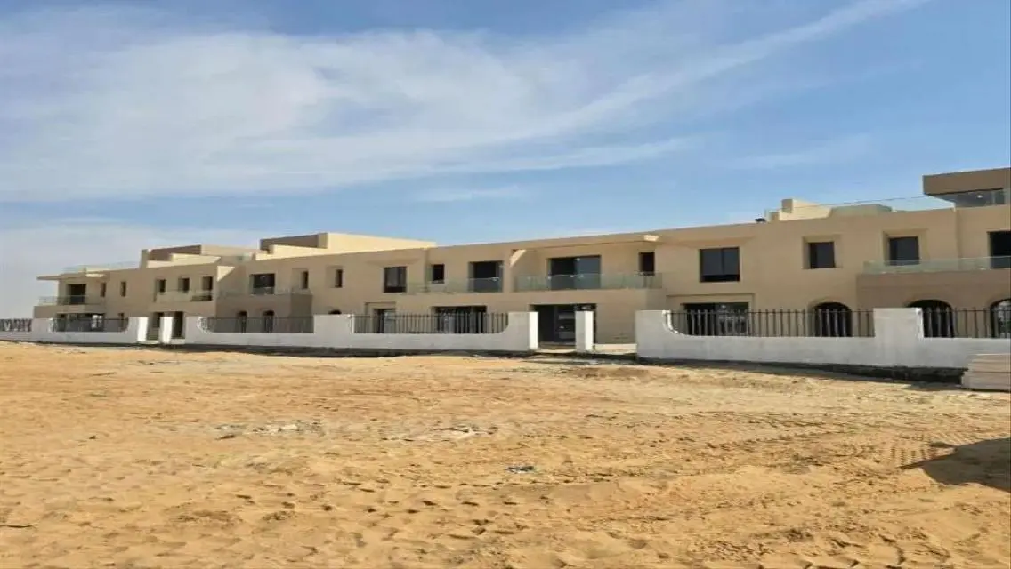 Luxury Villa for Sale in Sheikh Zayed