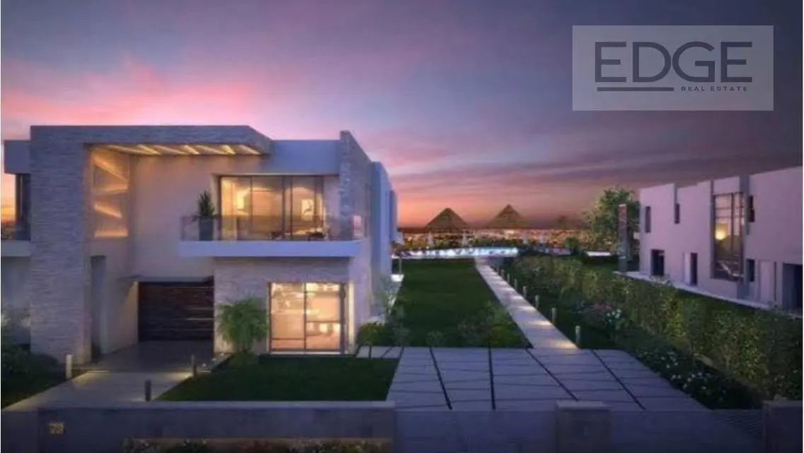 Luxury Apartment with Private Balcony and Garden