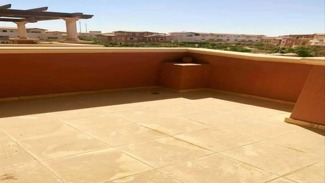 Luxurious Villa for Sale in Hyde Park - New Cairo