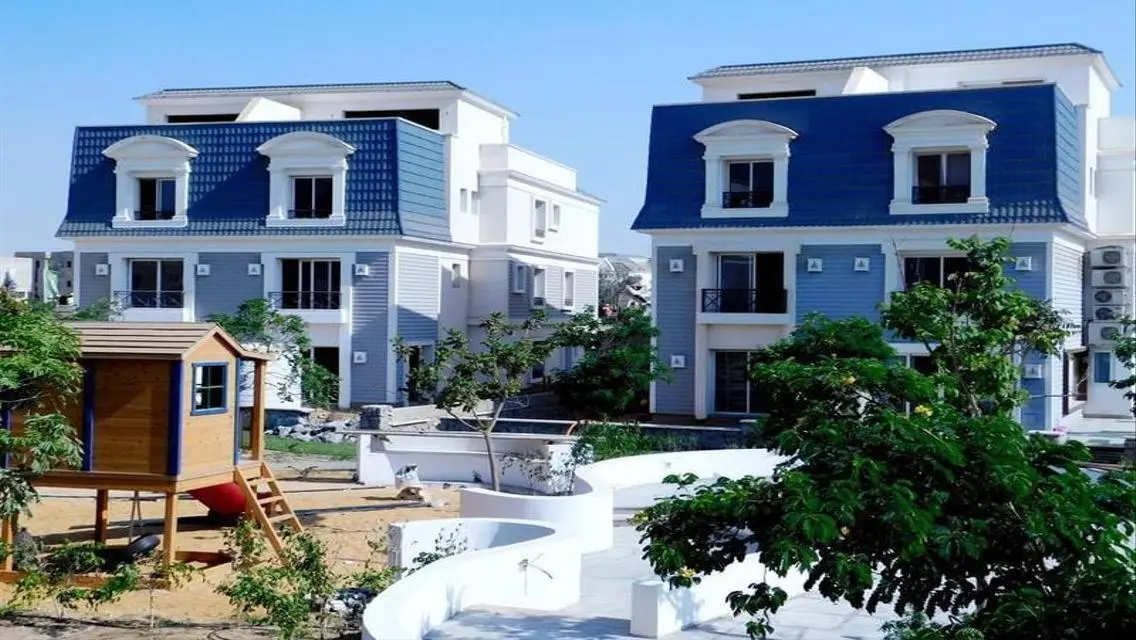 Luxurious Apartment in Abu Dhabi with Private Garden and Full Amenities