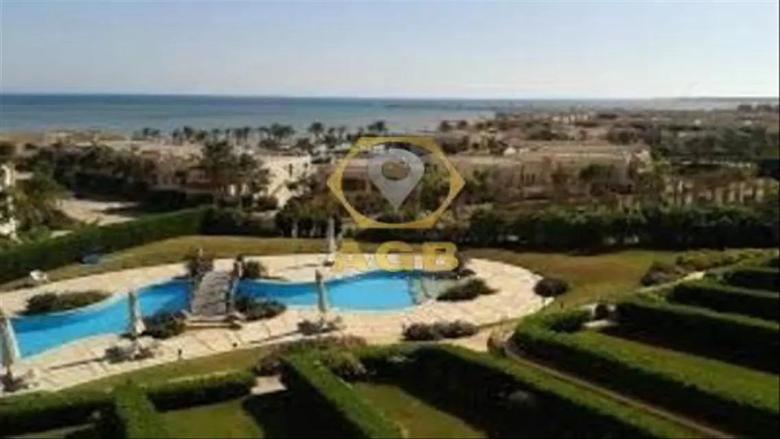 Luxurious Apartment with Spacious Layout for Sale