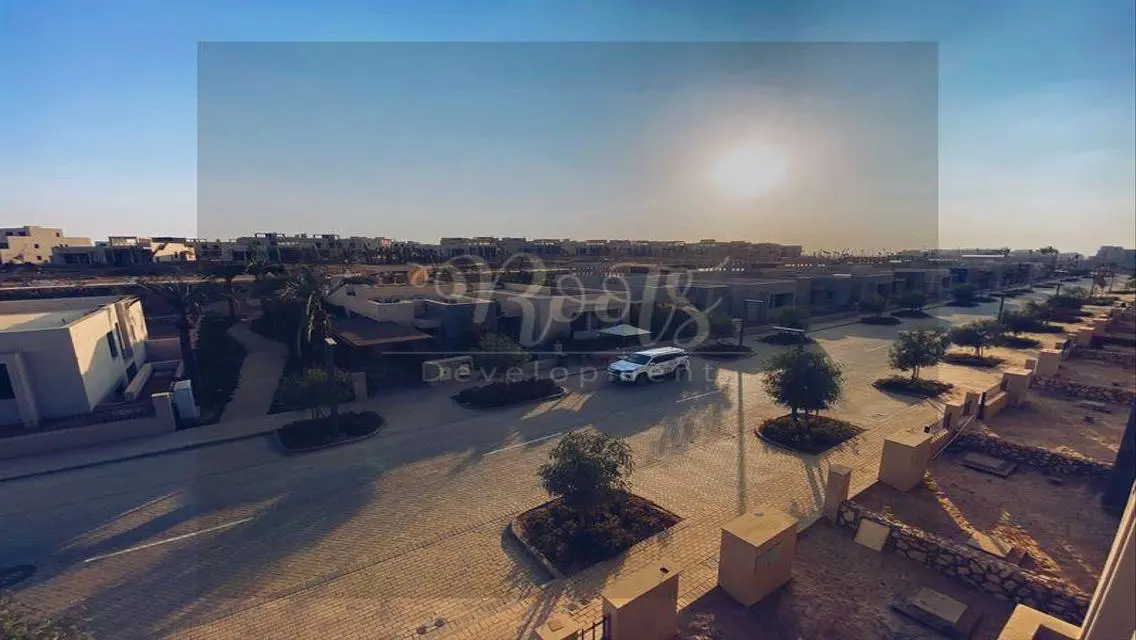 شقة فاخرة للبيع في O-West