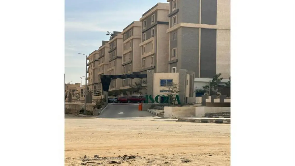 Premium Apartment with Private Garden and Balcony