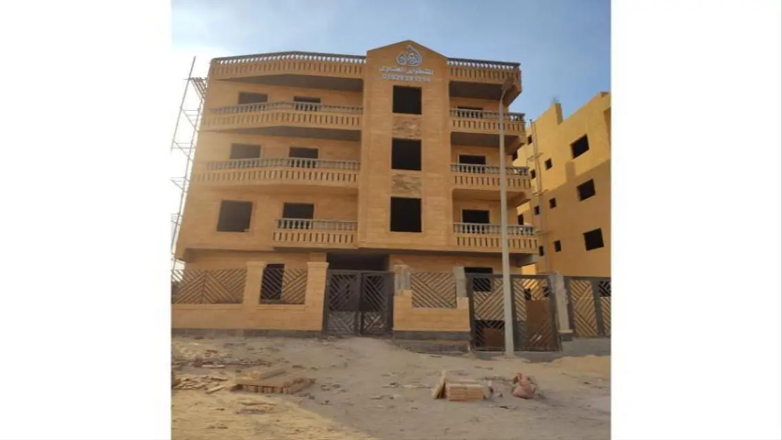 Premium Apartment with Private Garden and Balcony