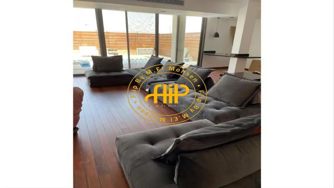 Luxury Villa for Sale with Private Pool and Garden
