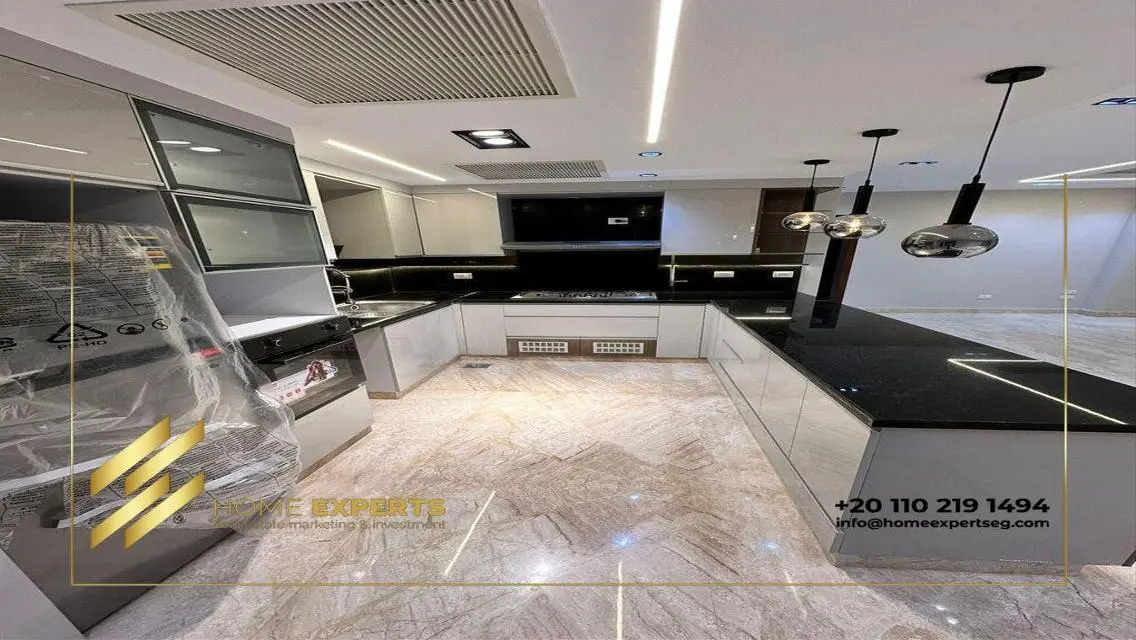 Luxury Apartment for Rent with Stunning Views