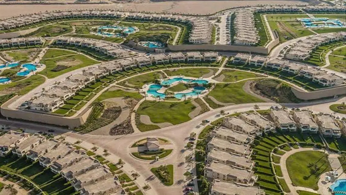 3-Bedroom Chalet for Sale in Vista 6, Ain Sokhna - Full Sea View