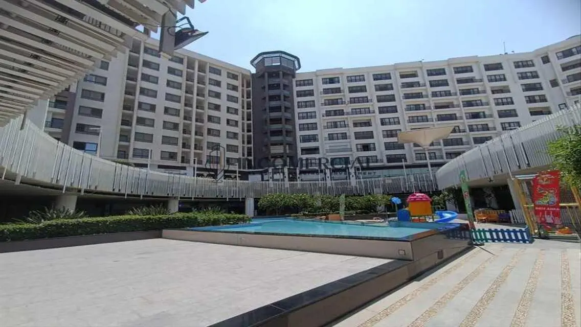 عقار مميز في AUC