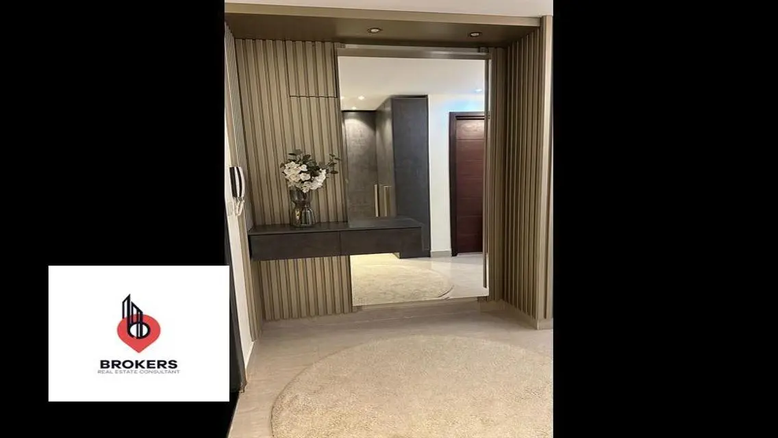 شقة فاخرة مع جميع المرافق في موقع ممتاز