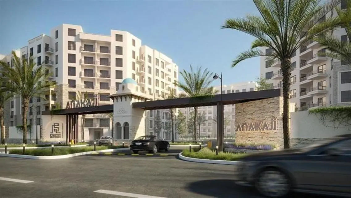 فيلا فاخرة مع حديقة خاصة ومسبح في Lakes Club House