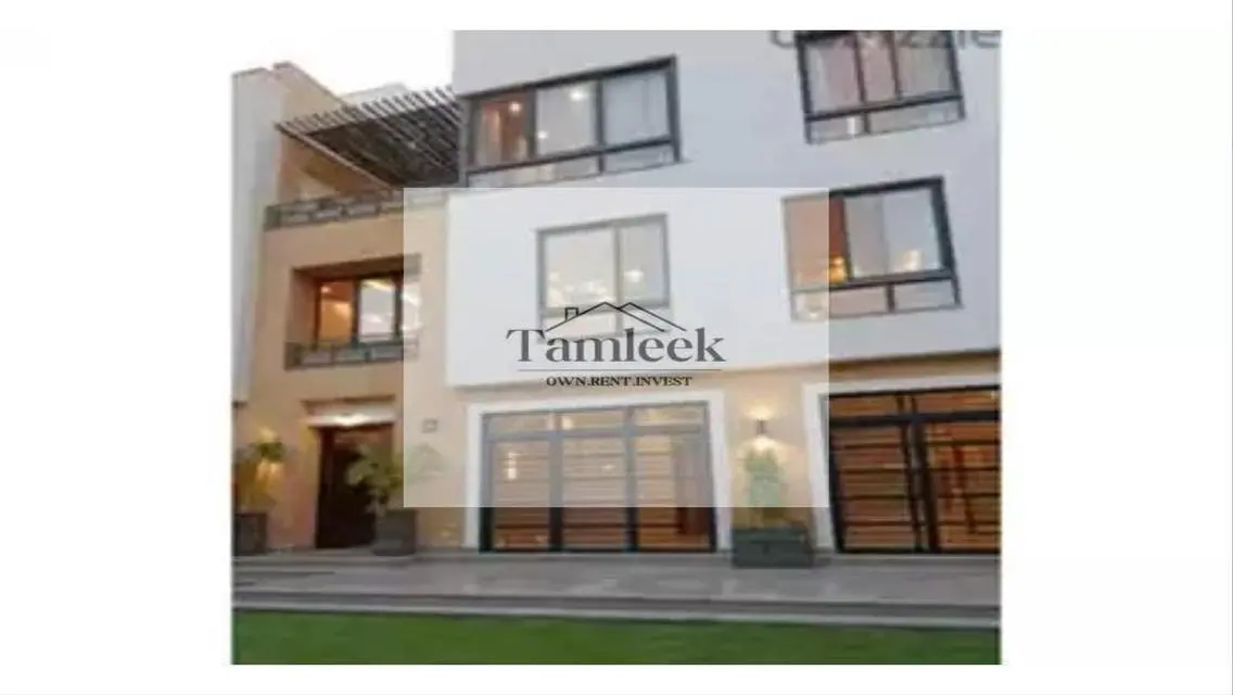 Luxury Villa with Spacious Area, Private Garden, and Shared Pool