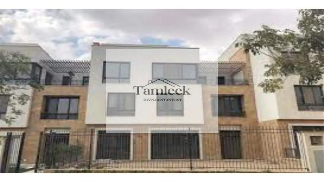 Luxury Villa with Spacious Area, Private Garden, and Shared Pool