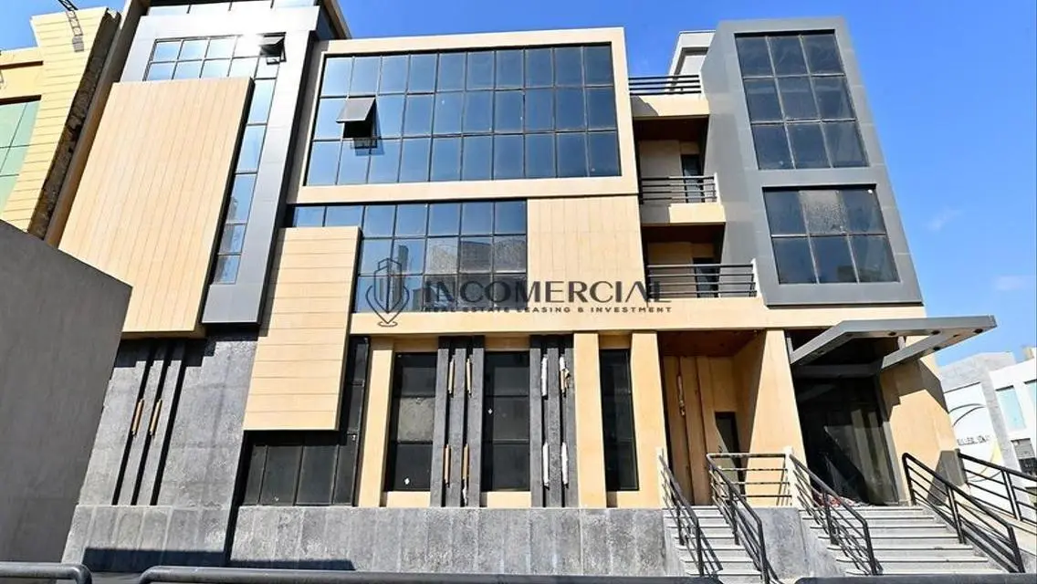 Luxurious Property with Spacious Area in a Prime Location