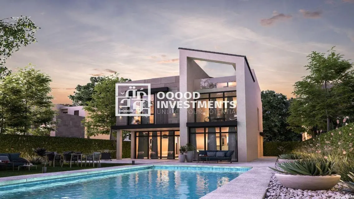 Luxurious Villa with Stunning Views and Great Amenities