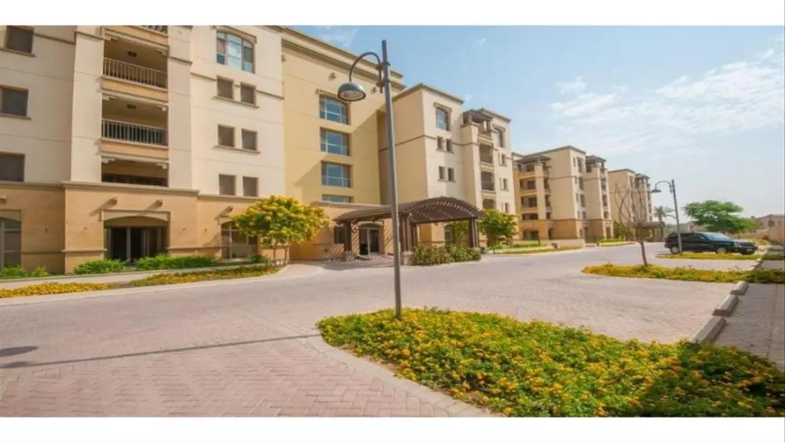 Apartment for Sale with Spacious Layout in the Heart of the City