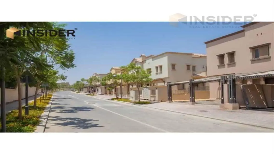Luxurious Villa with Private Garden and Maid Room
