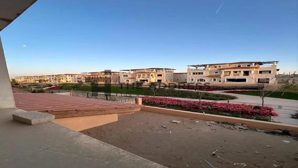 شقة فاخرة في الحي الخامس - 19500000 ج.