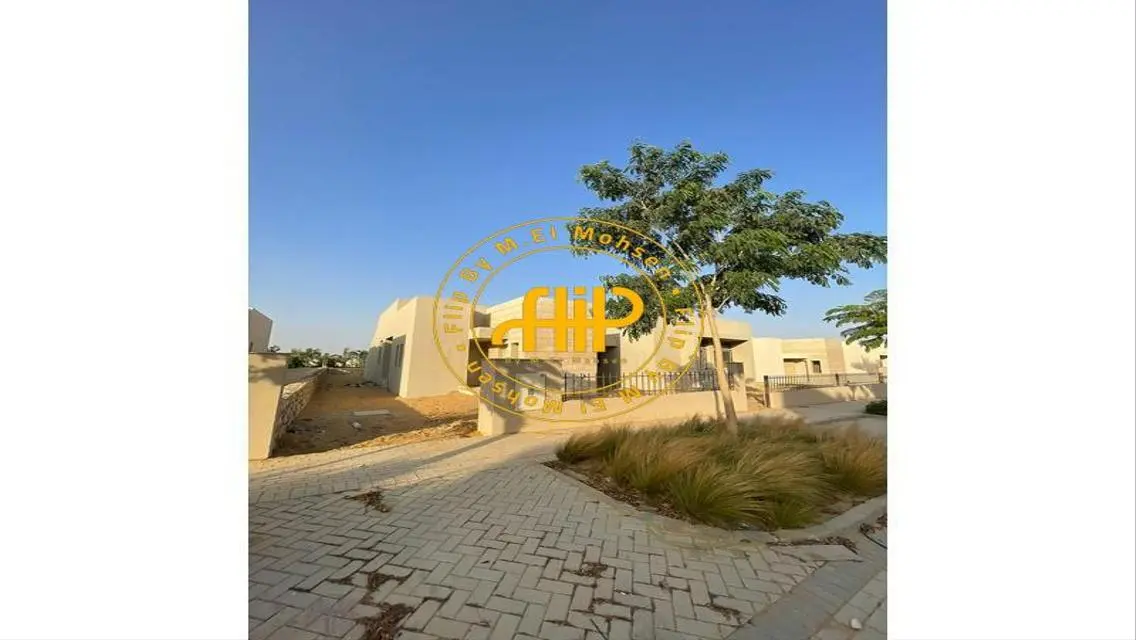 Exceptional Opportunity: Standalone Villa at Under-Market Price for Sale in O-West
