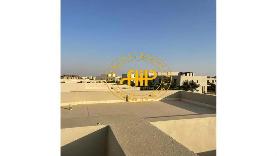Exceptional Opportunity: Standalone Villa at Under-Market Price for Sale in O-West