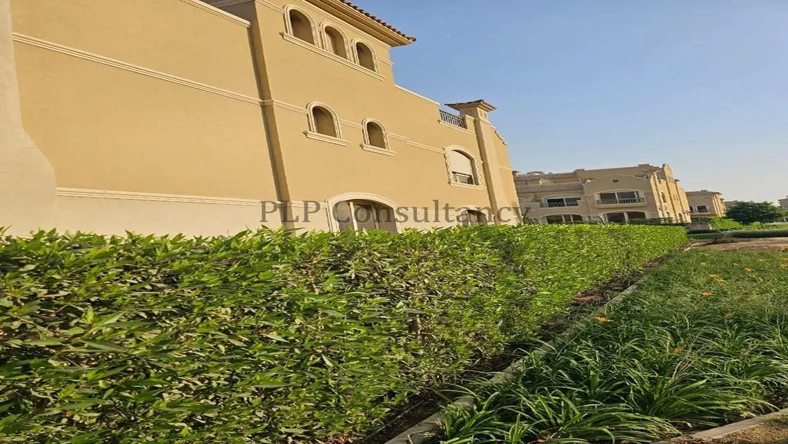 Luxury Apartment in El Patio Oro