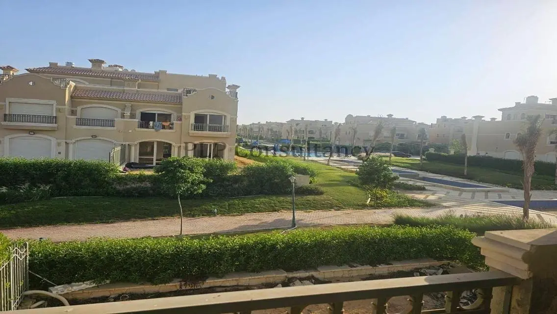 Luxury Apartment in El Patio Oro