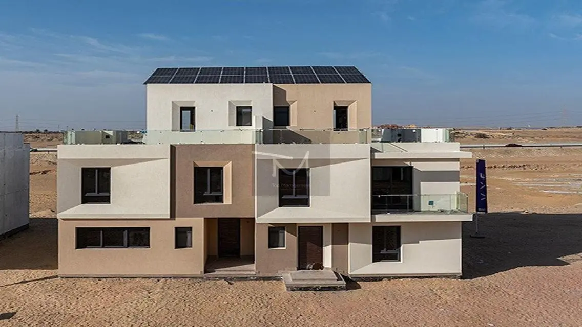 Luxury Villa for Sale with Spacious Amenities