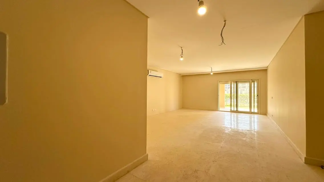 Luxury Apartment at Ninety Avenue for 45000
