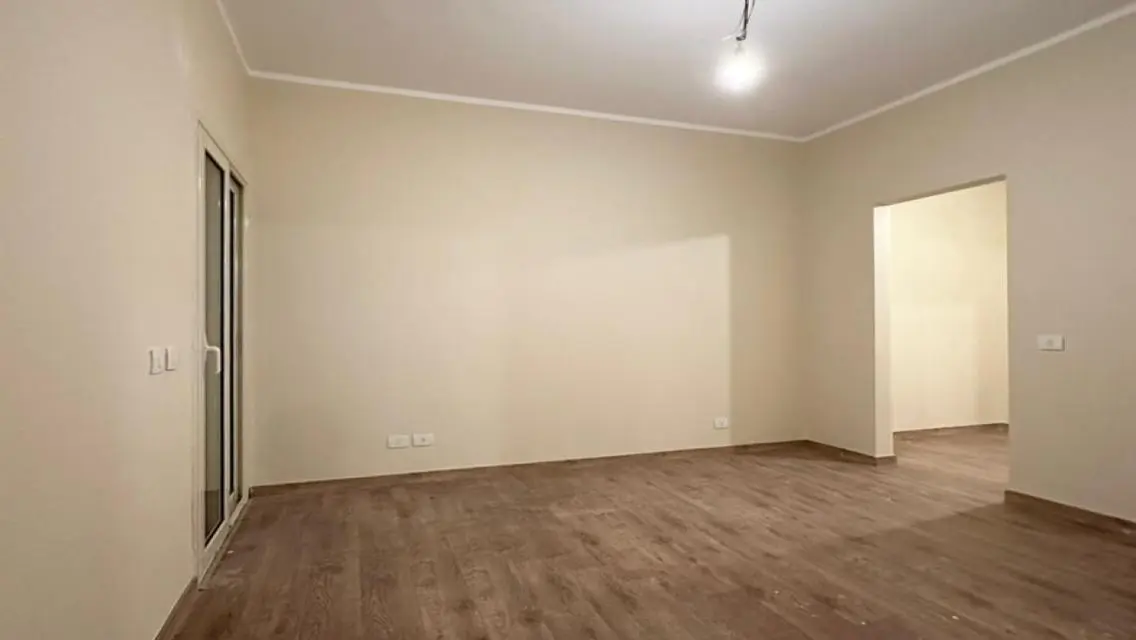 Luxury Apartment at Ninety Avenue for 45000