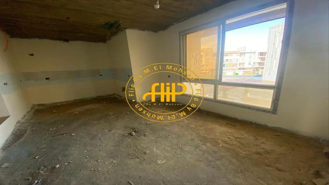 Luxury Duplex for Sale in Prime Location - 302 sqm