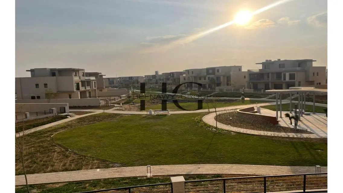 Luxury Apartment with Private Garden and Great Amenities for Sale