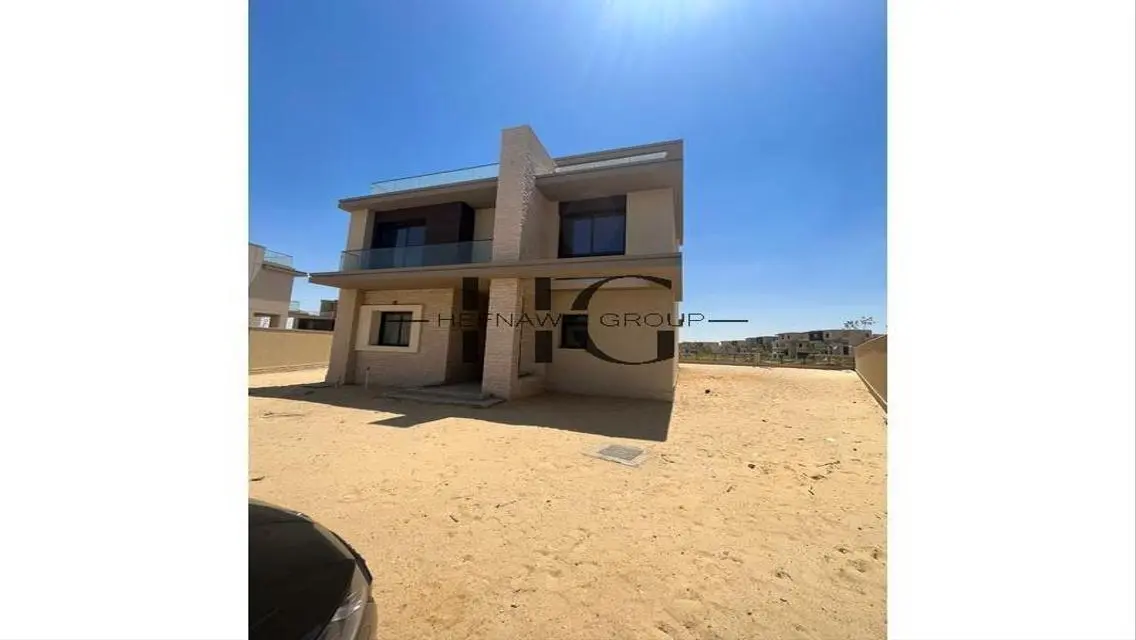 Luxury Apartment with Private Garden and Great Amenities for Sale