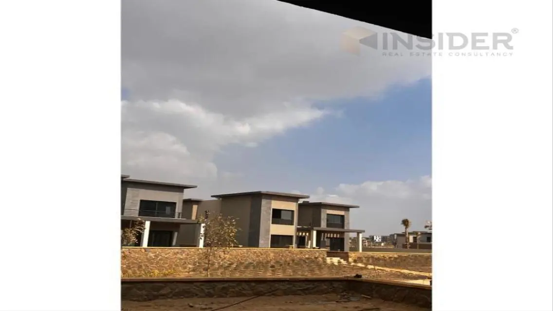 فيلا فاخرة مع إطلالة على البحيرات