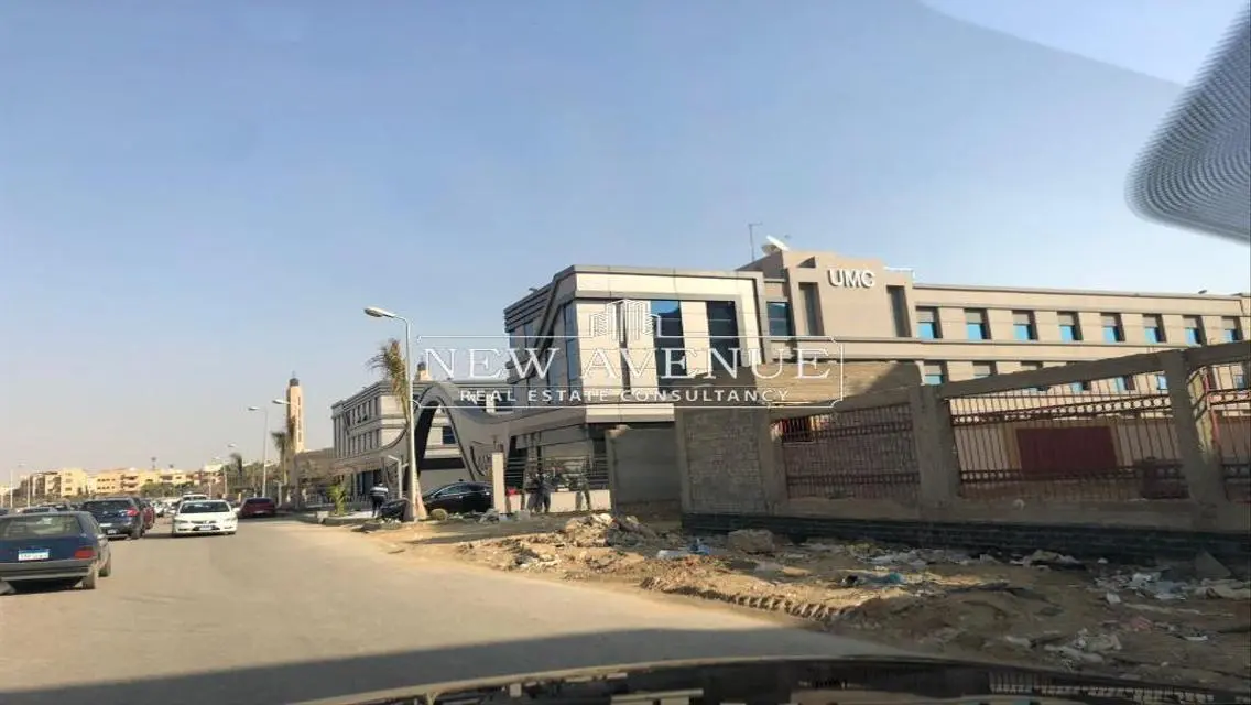 مكتب متميز UMC-56 للإيجار