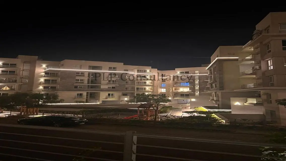 Luxury Apartment with Mountain View in i-City