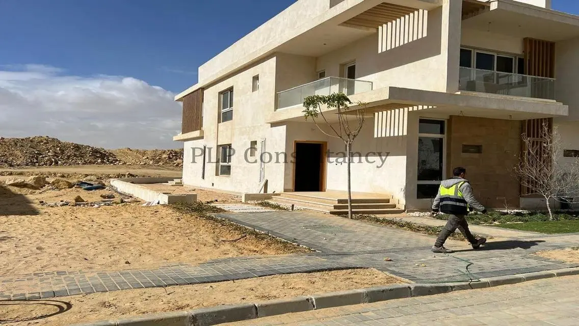 Luxury Apartment with Mountain View in i-City