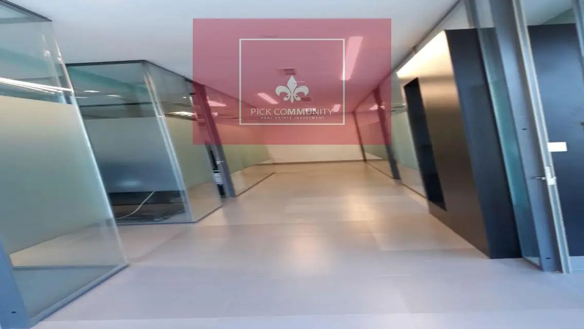 Stunning Apartment with 230 Square Meters in Prime Location