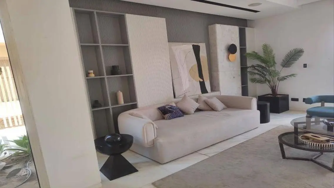 Luxury Villa for Sale with Private Pool in Prime Location