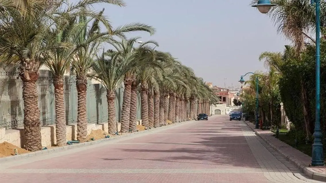 شقة فاخرة للاعتماد ب5 غرف نوم وإطلالة رائعة