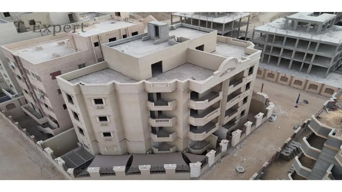 Luxury Villa for Sale with Study Room and Balcony