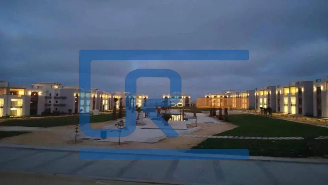 Amazing Apartment with Balcony and Shared Pool