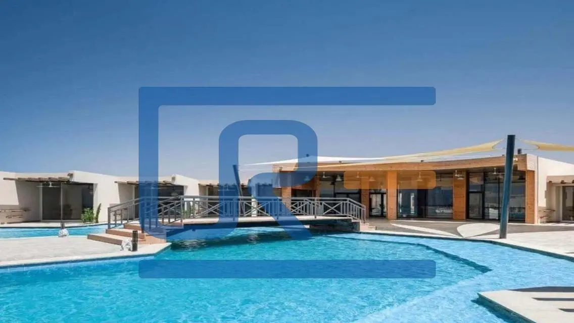 Amazing Apartment with Balcony and Shared Pool