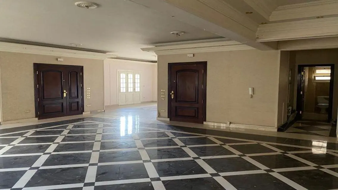 شقة مميزة بمساحة 300 متر بسعر 38000 جنيه