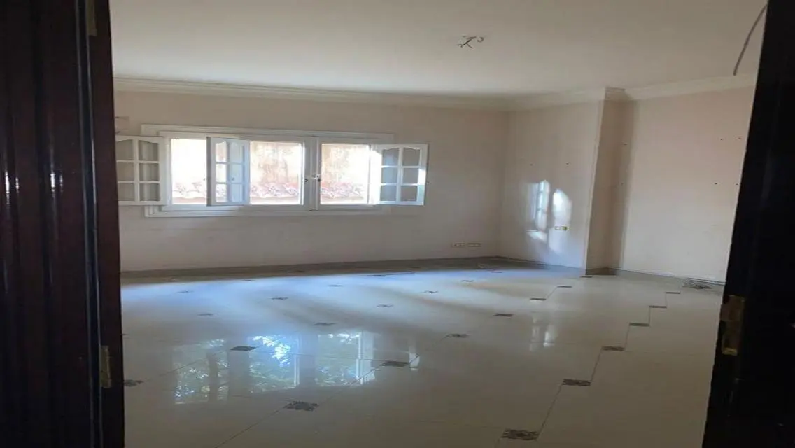 شقة مميزة بمساحة 300 متر بسعر 38000 جنيه