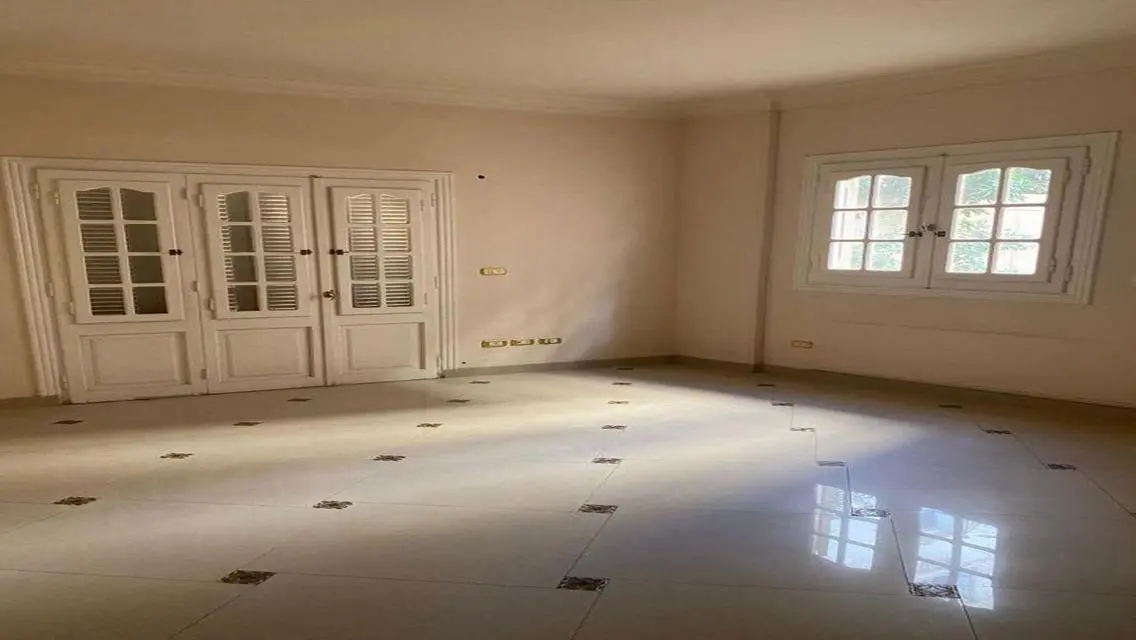 شقة مميزة بمساحة 300 متر بسعر 38000 جنيه