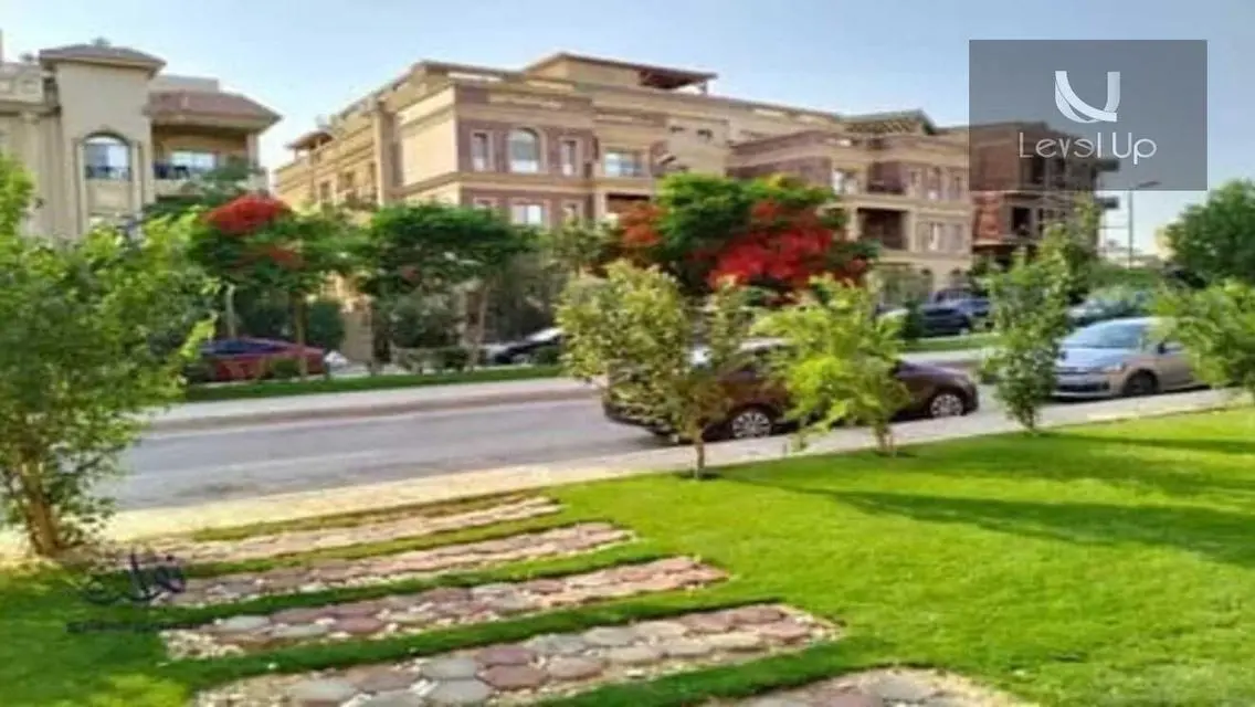 شقة فاخرة بخدمات متميزة للبيع
