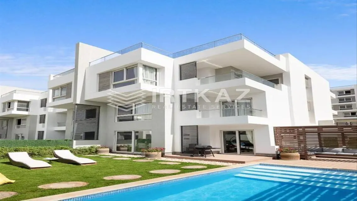 Invest in a Luxury Apartment with Lake Views - 127 sqm