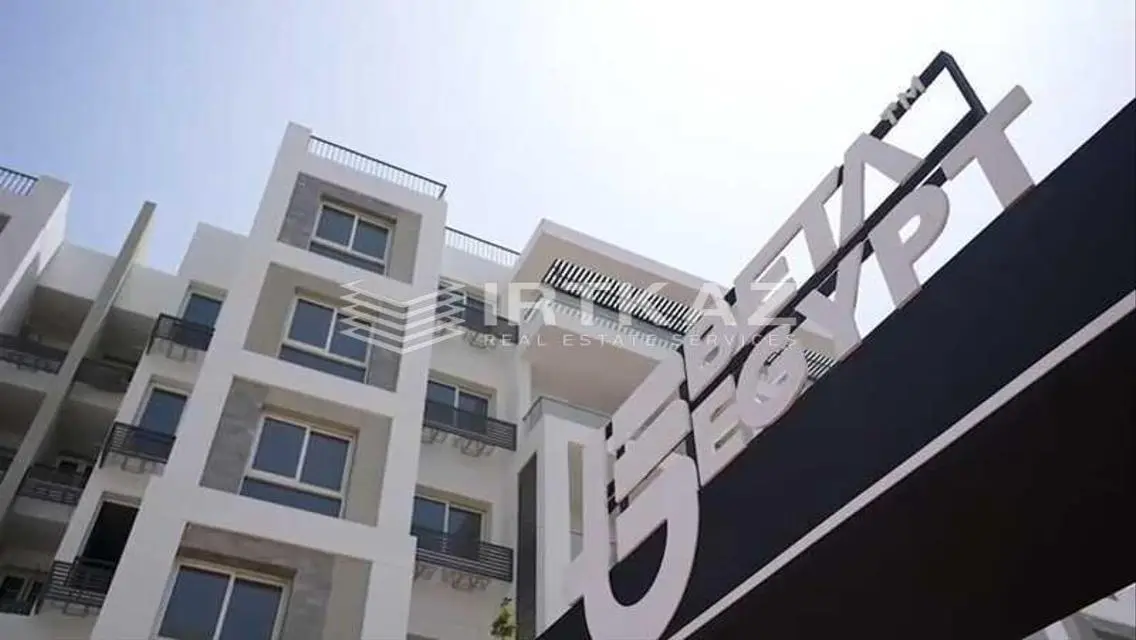 Invest in a Luxury Apartment with Lake Views - 127 sqm