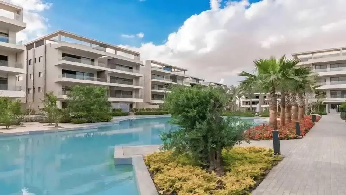 Luxury Lake View Apartment for Sale