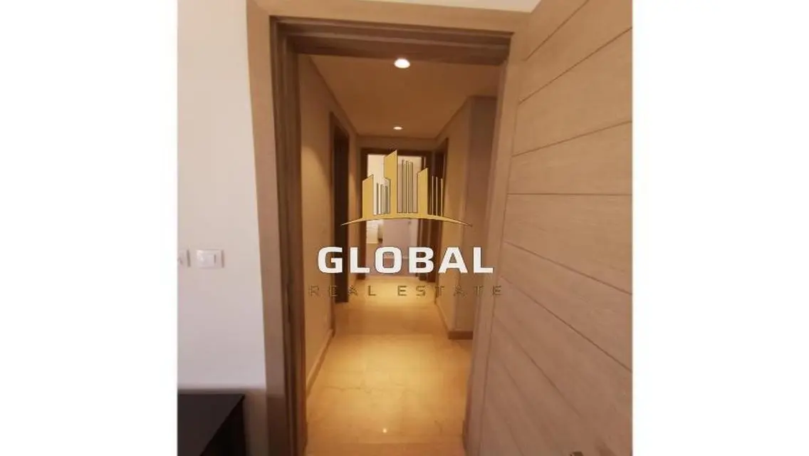 Luxury Apartment in Mivida -140-2203-3